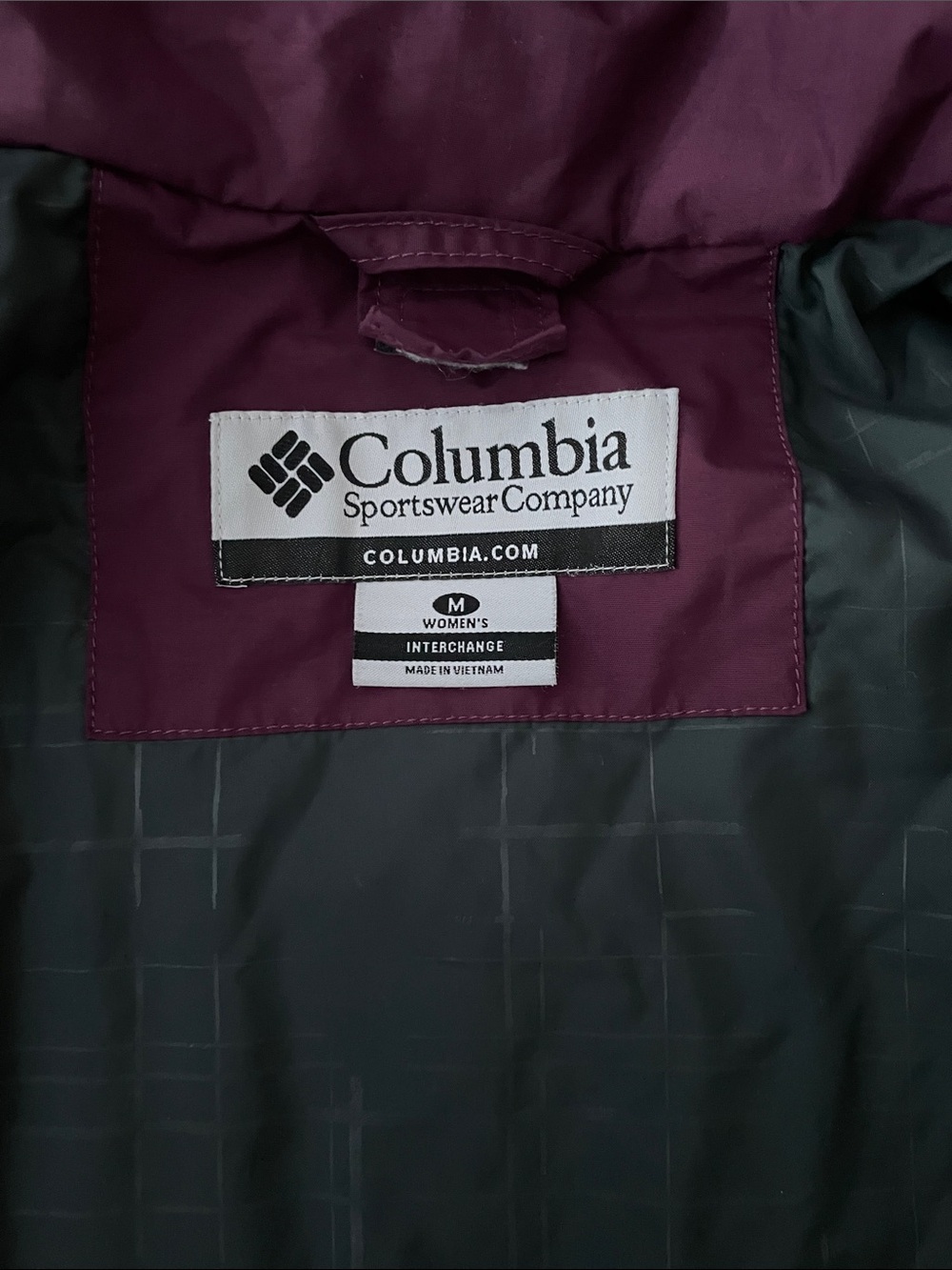 Columbia Plum Hooded Shell Jacket - Picture 4 of 8